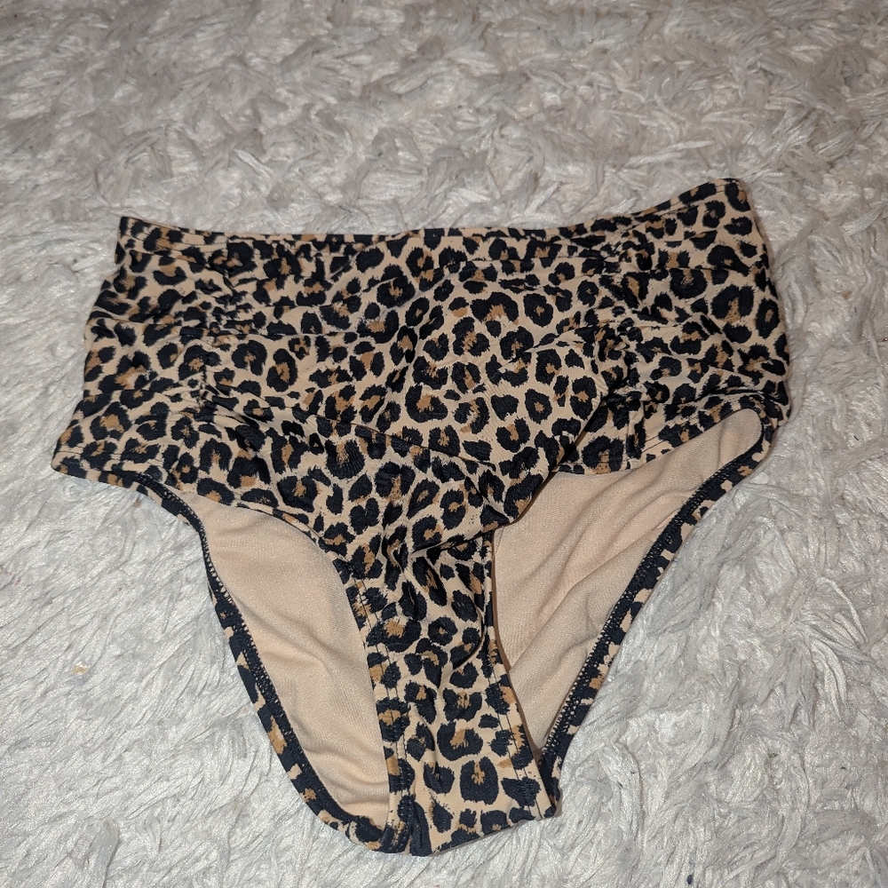 Nwt Xhilaration Leopard Bikini Bottoms Sz S
